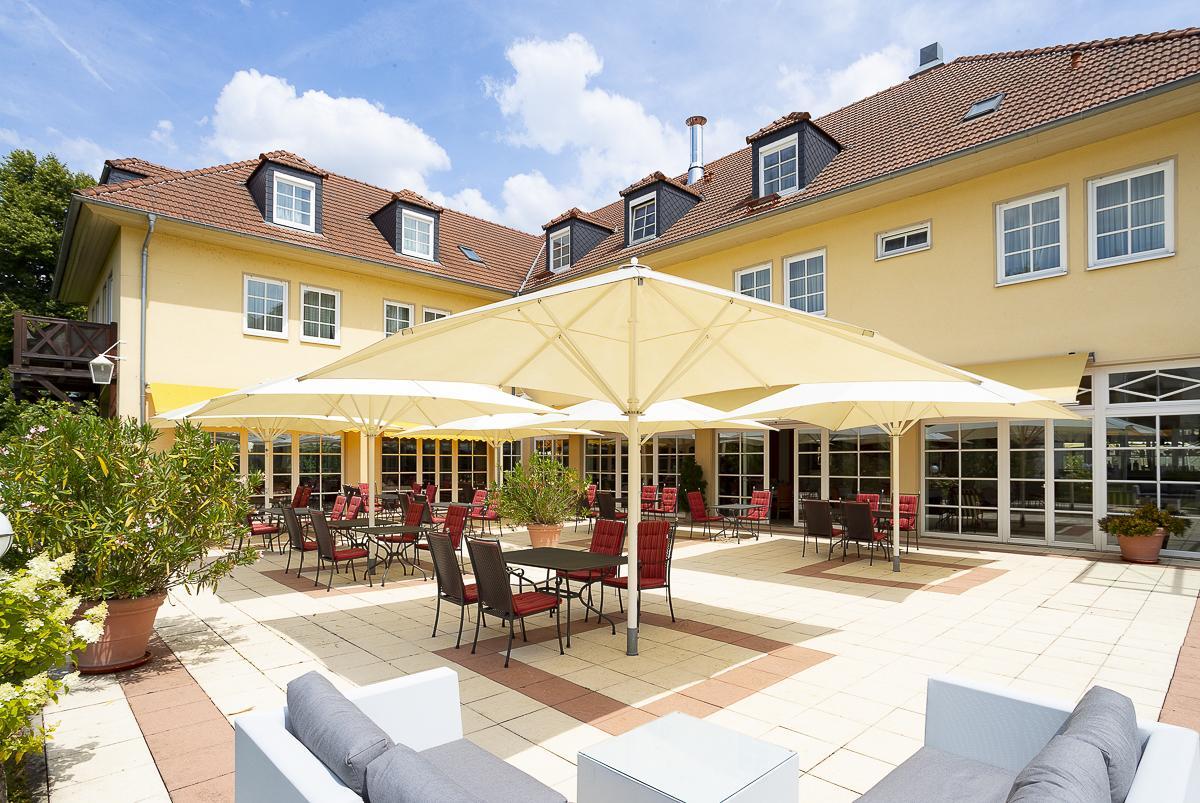 Schlosshotel 넥카르비쇼프샤임 외부 사진